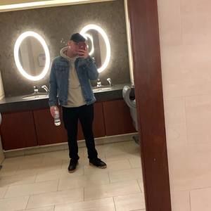 Meet your Posher, Mike